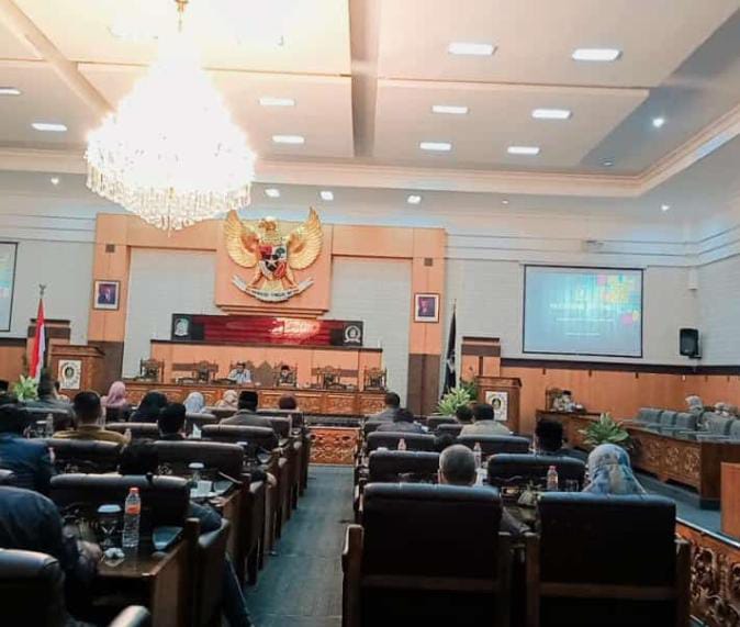 Dprd Banyuwangi Gelar Paripurna Internal Perubahan Alat Kelengkapan