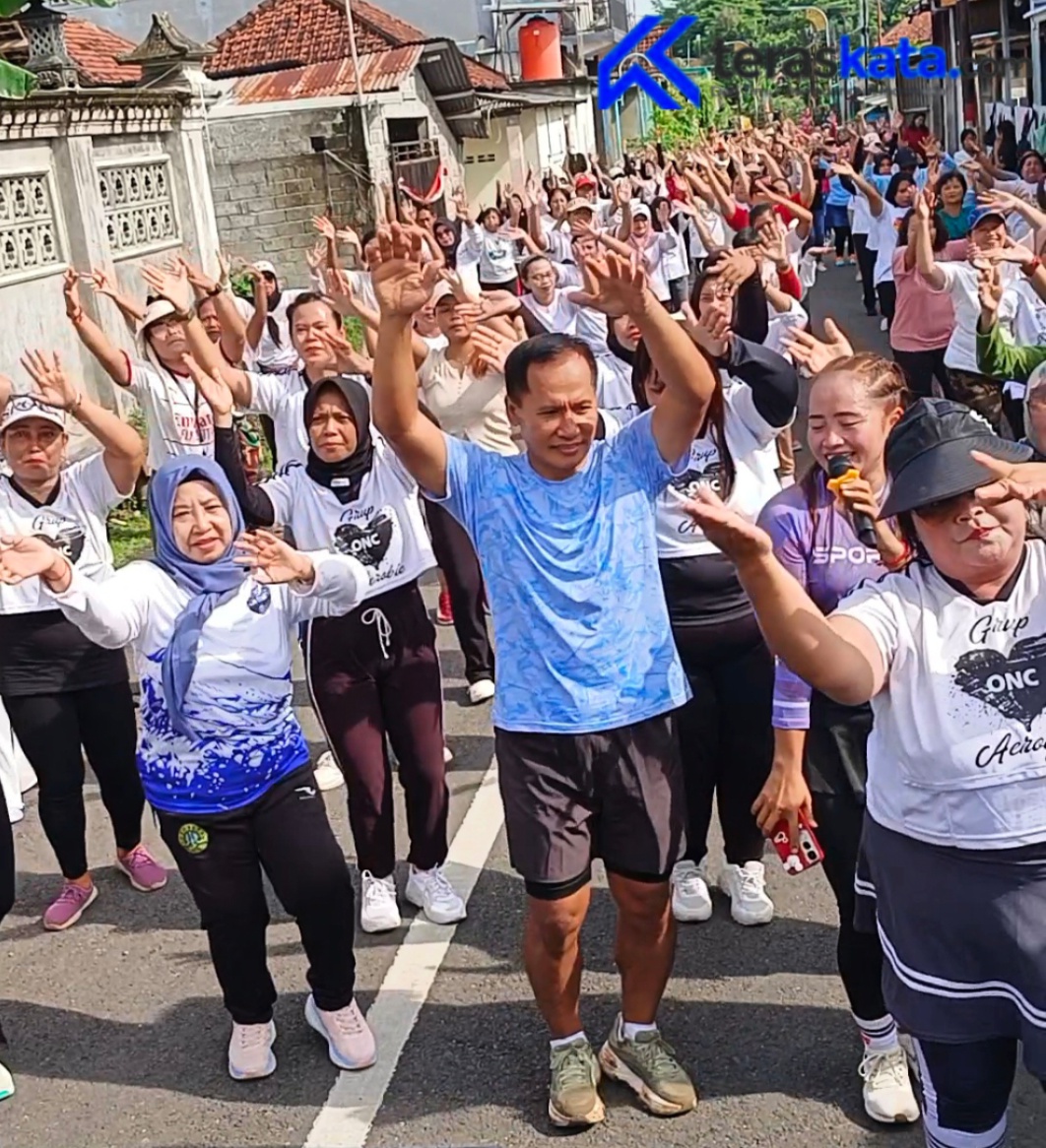 Wabup Tulungagung Hadiri Senam Sehat Bersama Warga di Jalan Anyar Kelurahan Kutoanyar